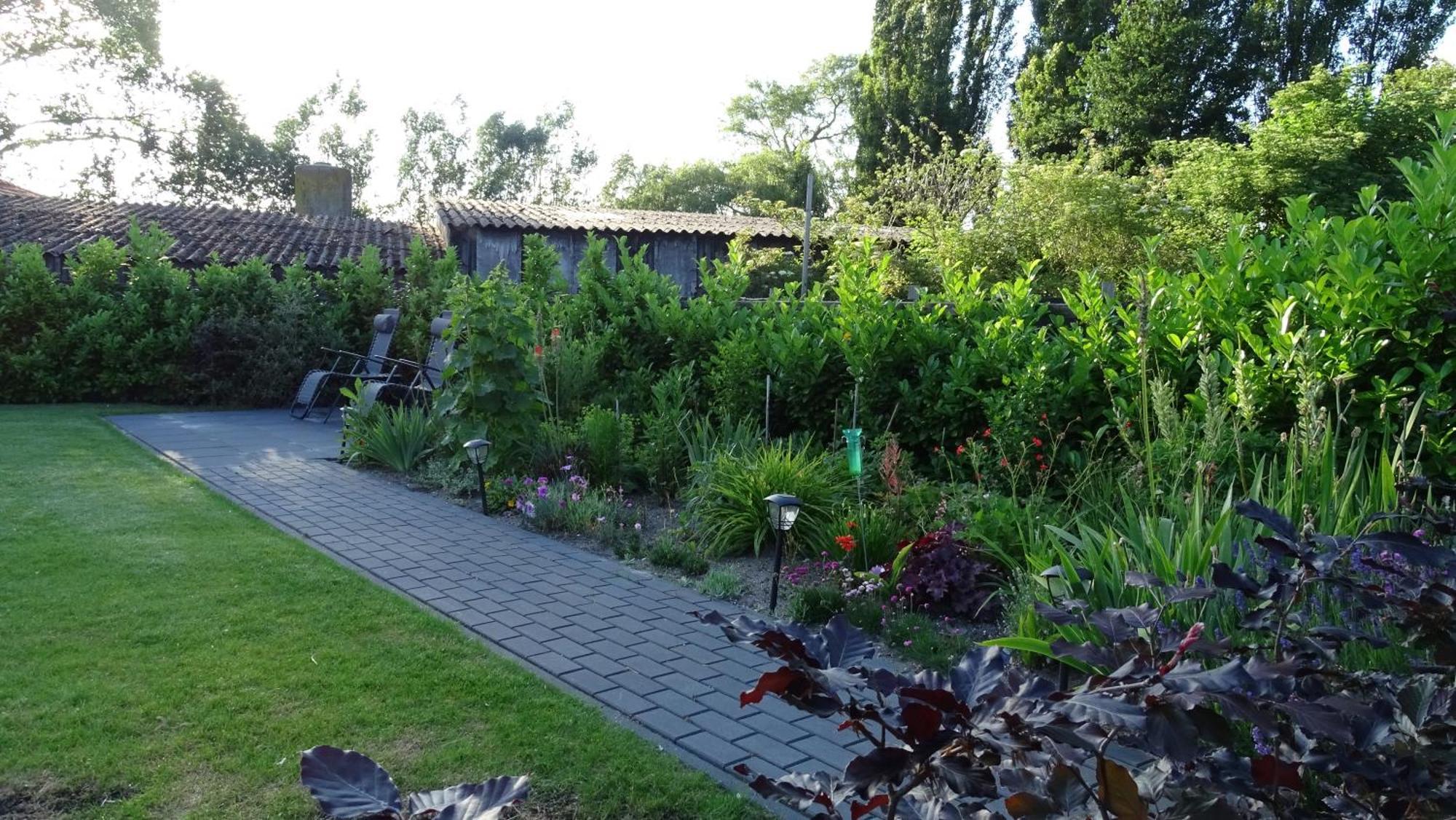 Mimosa Bed & Breakfast In Ijsselmuiden Esterno foto