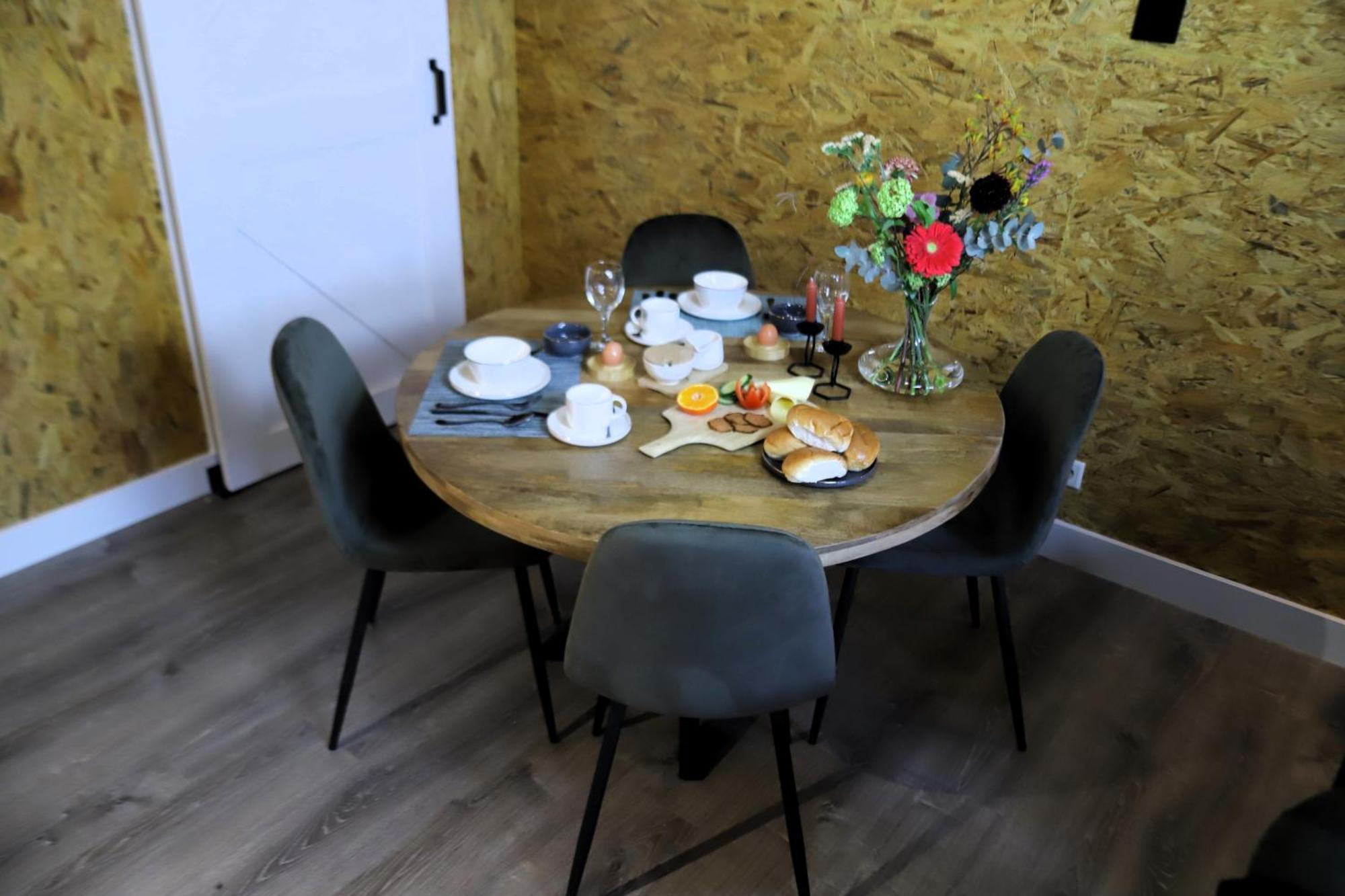 Mimosa Bed & Breakfast In Ijsselmuiden Esterno foto